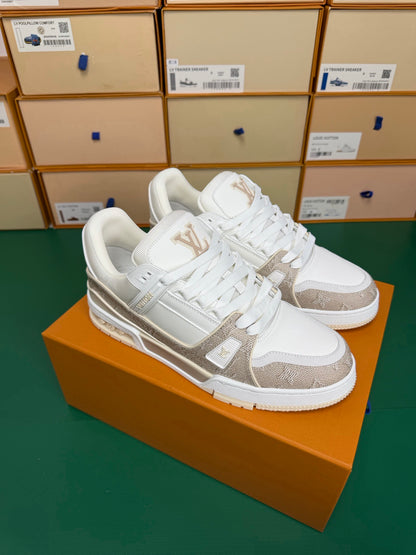 Louis Vuitton LV Trainers "Beige-White"