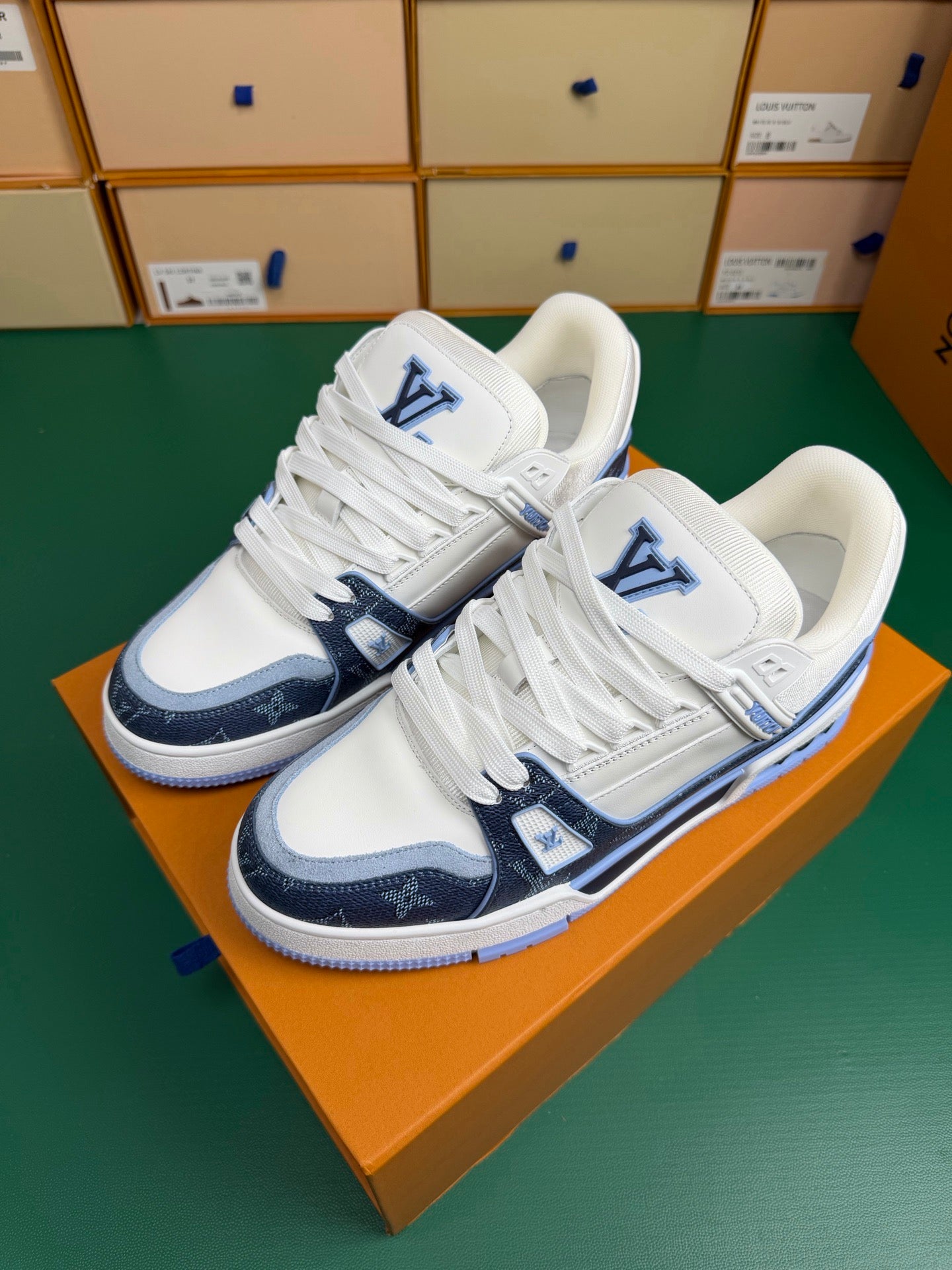 Louis Vuitton LV Trainers "Blue-White"