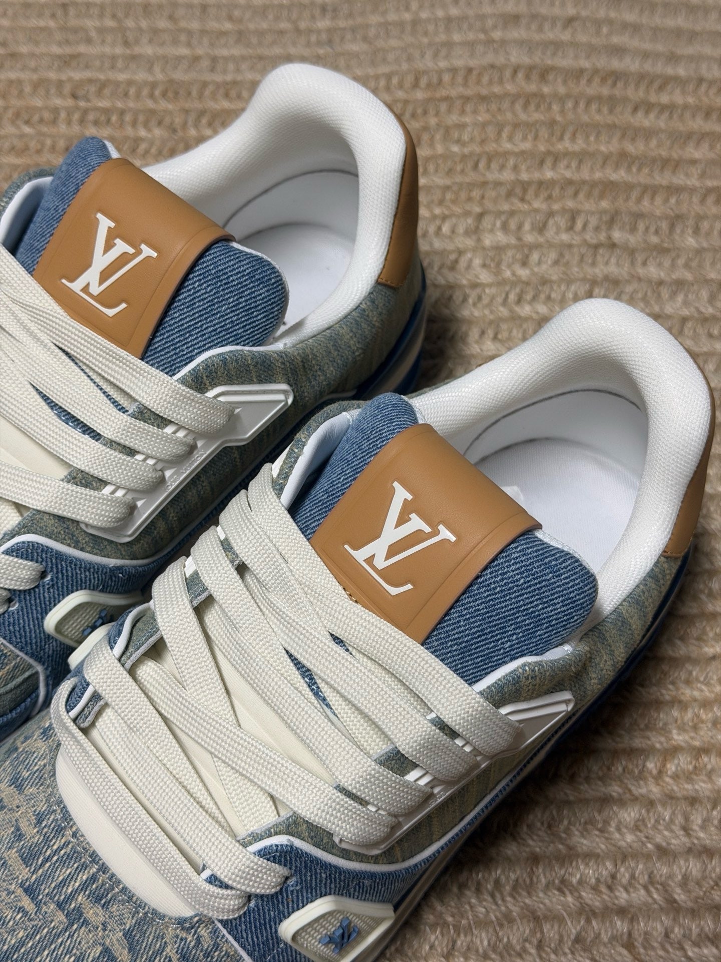 Louis Vuitton LV Trainers "Blue Denim-Brown"