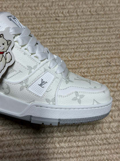 Louis Vuitton LV Trainers "White Monogram"