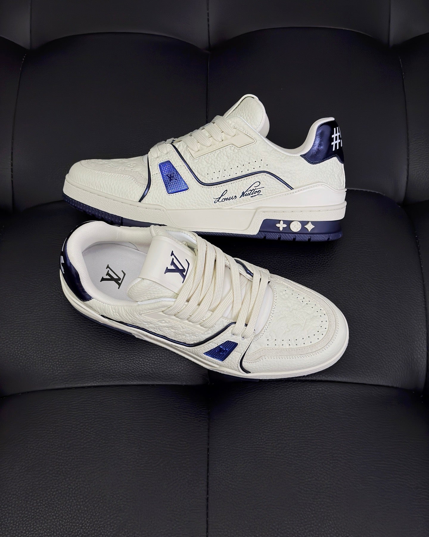 Louis Vuitton LV Trainers "Marine-White"