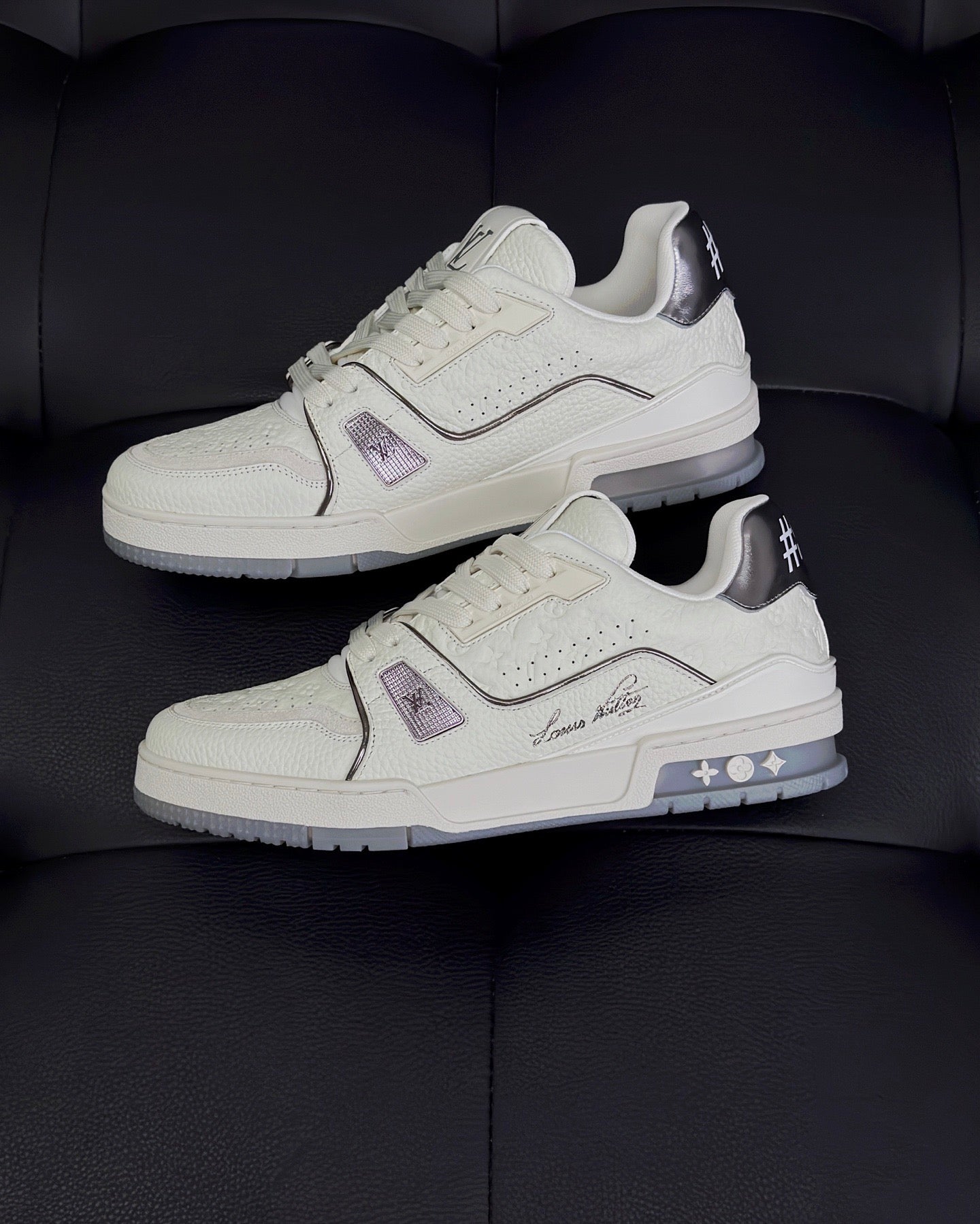 Louis Vuitton LV Trainers "Grey-White"