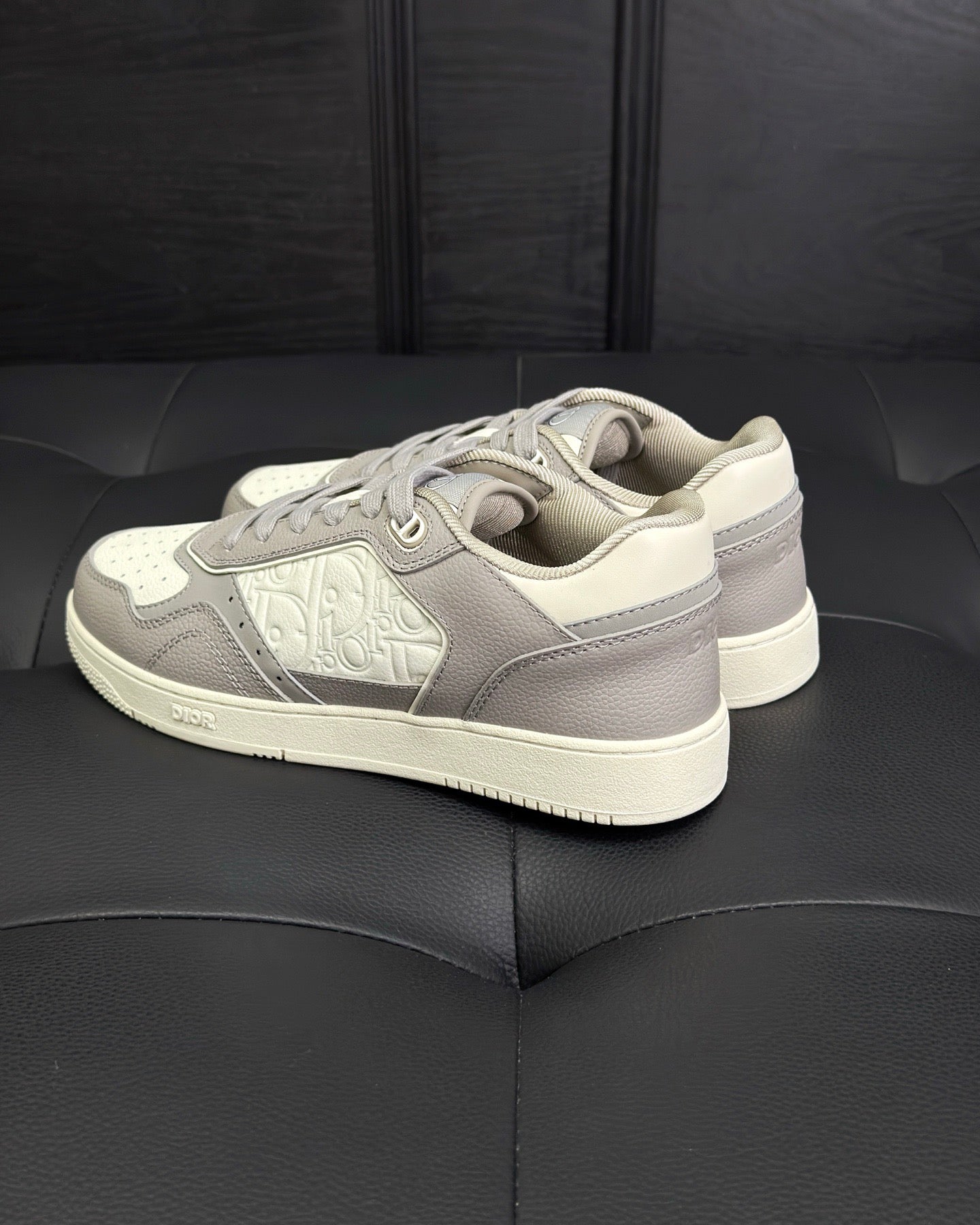 Dior B27 "Grey-White"