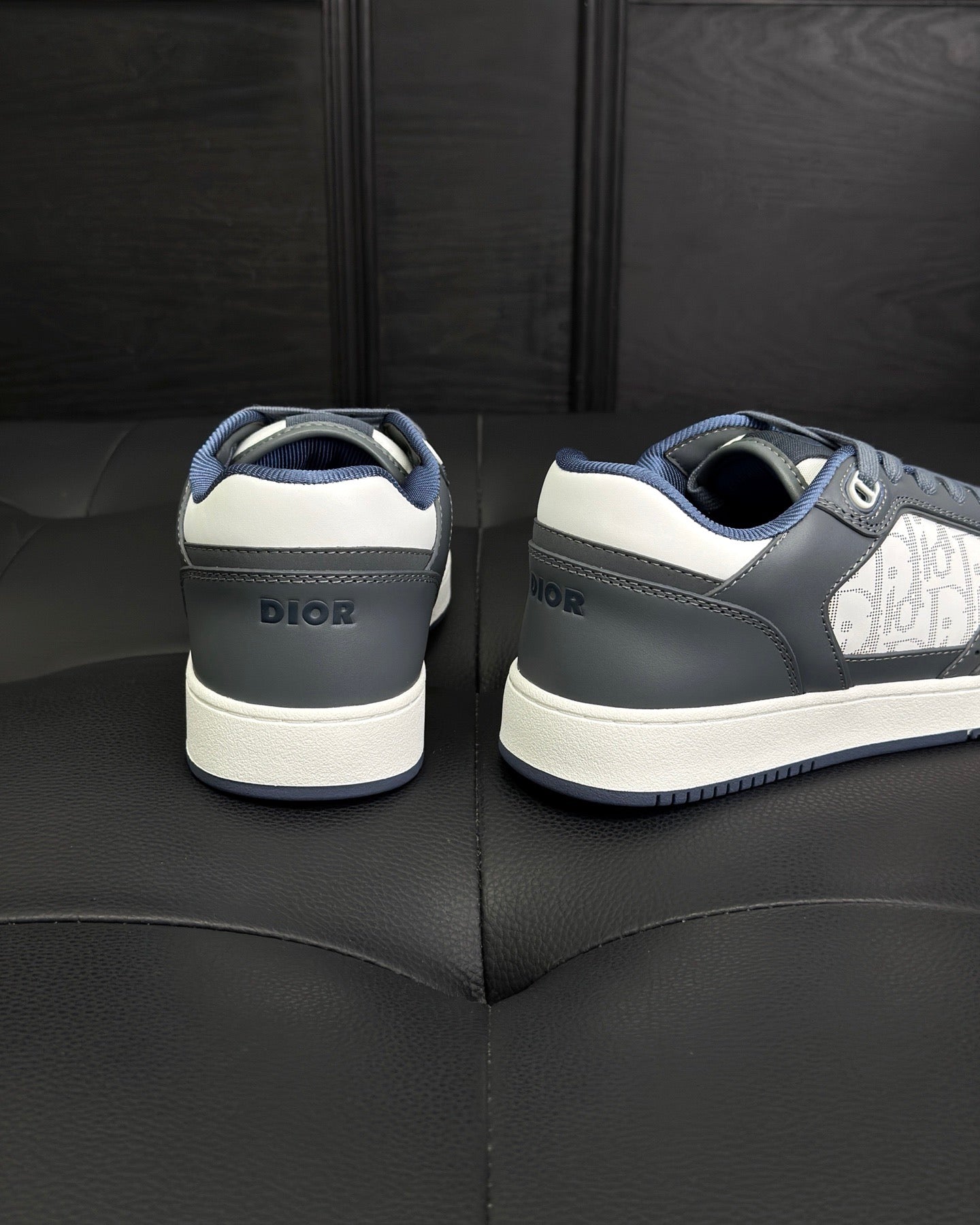 Dior B27 "Grey-White"