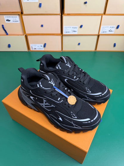 Louis Vuitton Tactic Runner "Black-Grey"