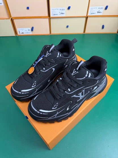 Louis Vuitton Tactic Runner "Black-Grey"