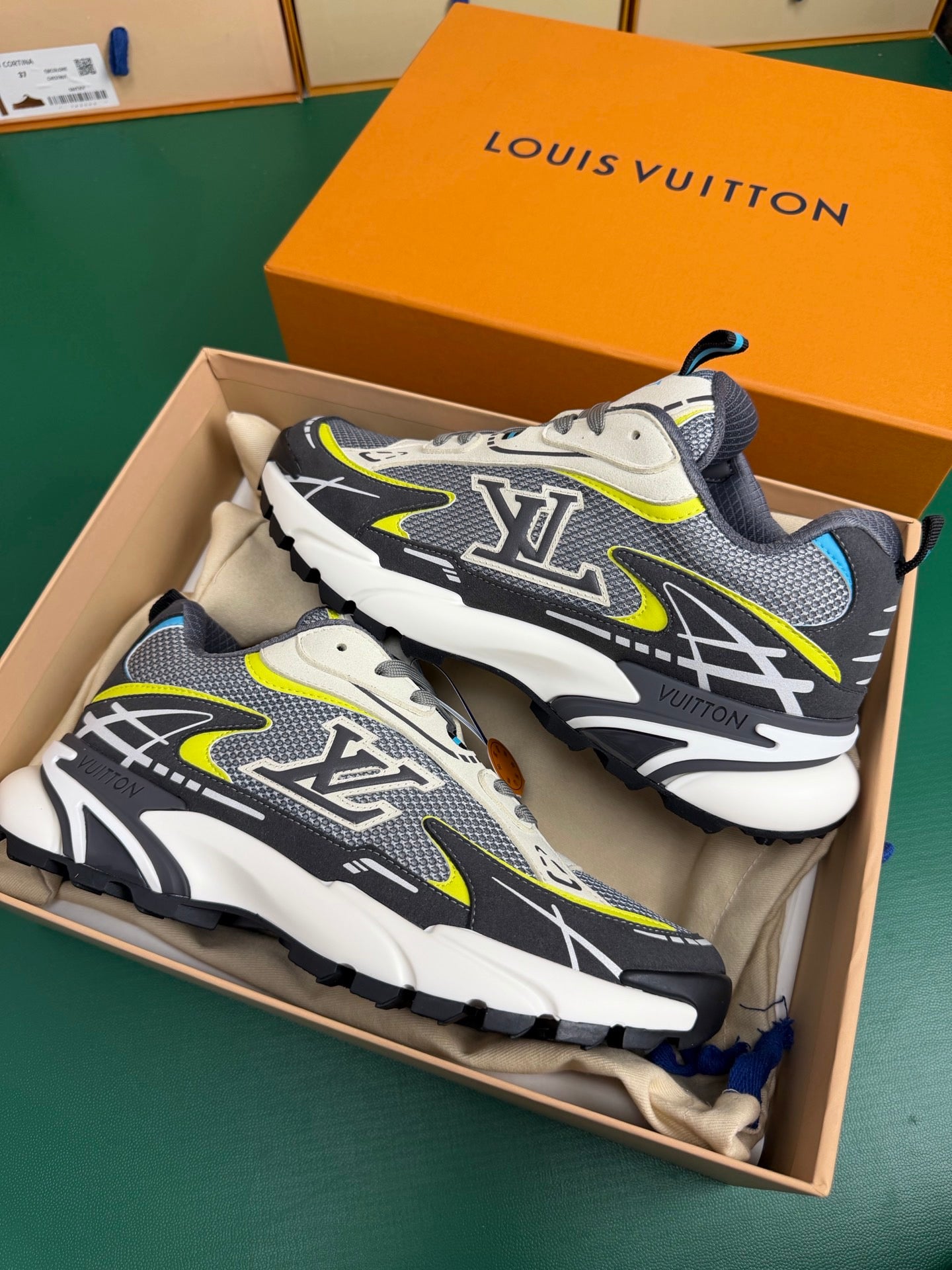 Louis Vuitton Tactic Runner "White-Black-Yellow"