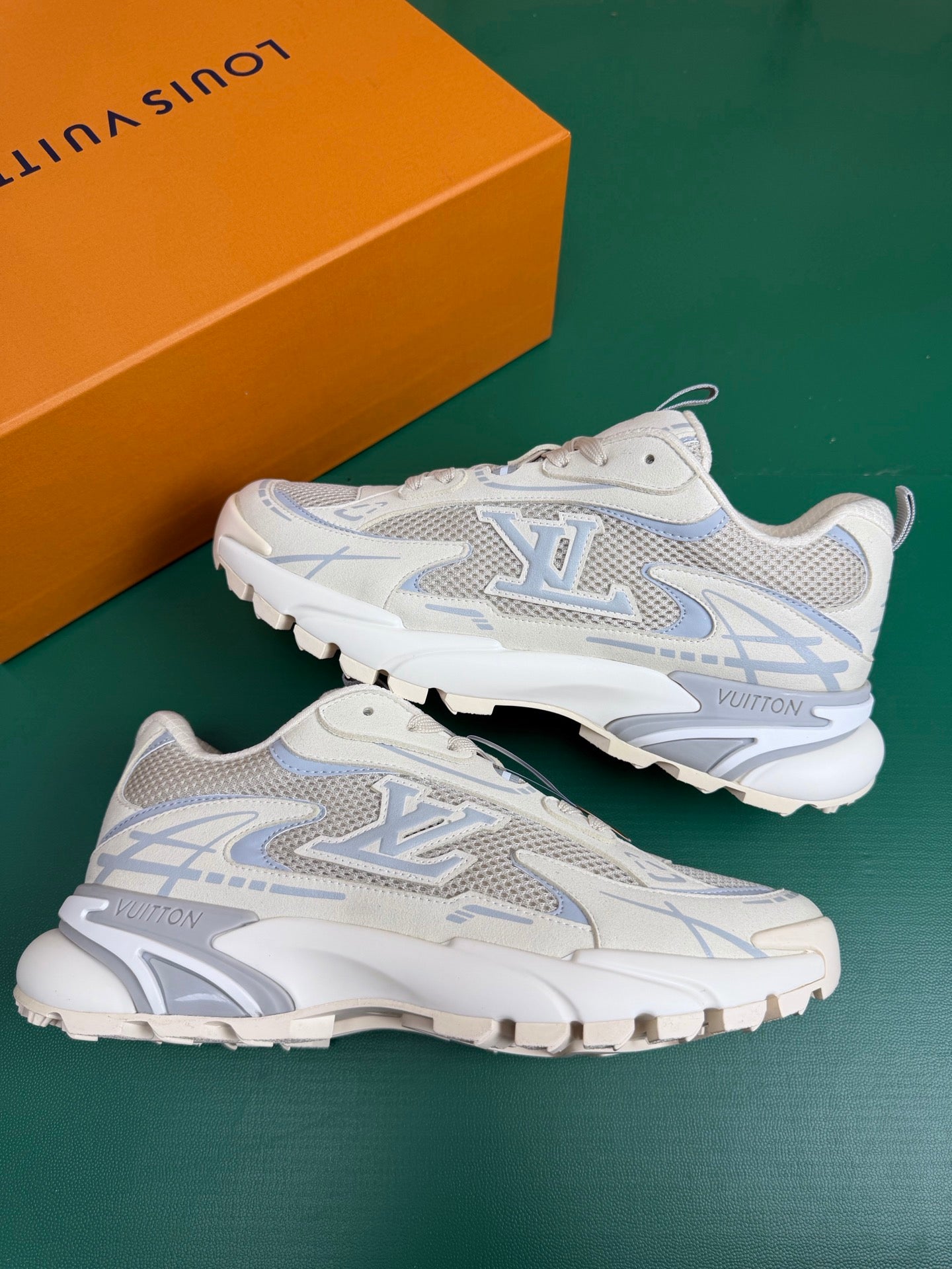 Louis Vuitton Tactic Runner "Beige-Light Blue"