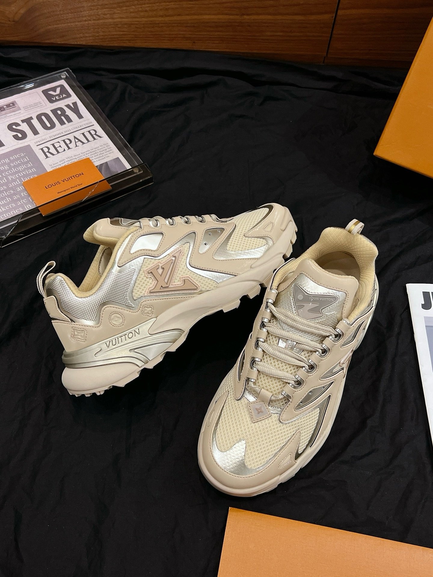 Louis Vuitton Tactic Runner "Beige-Silver"