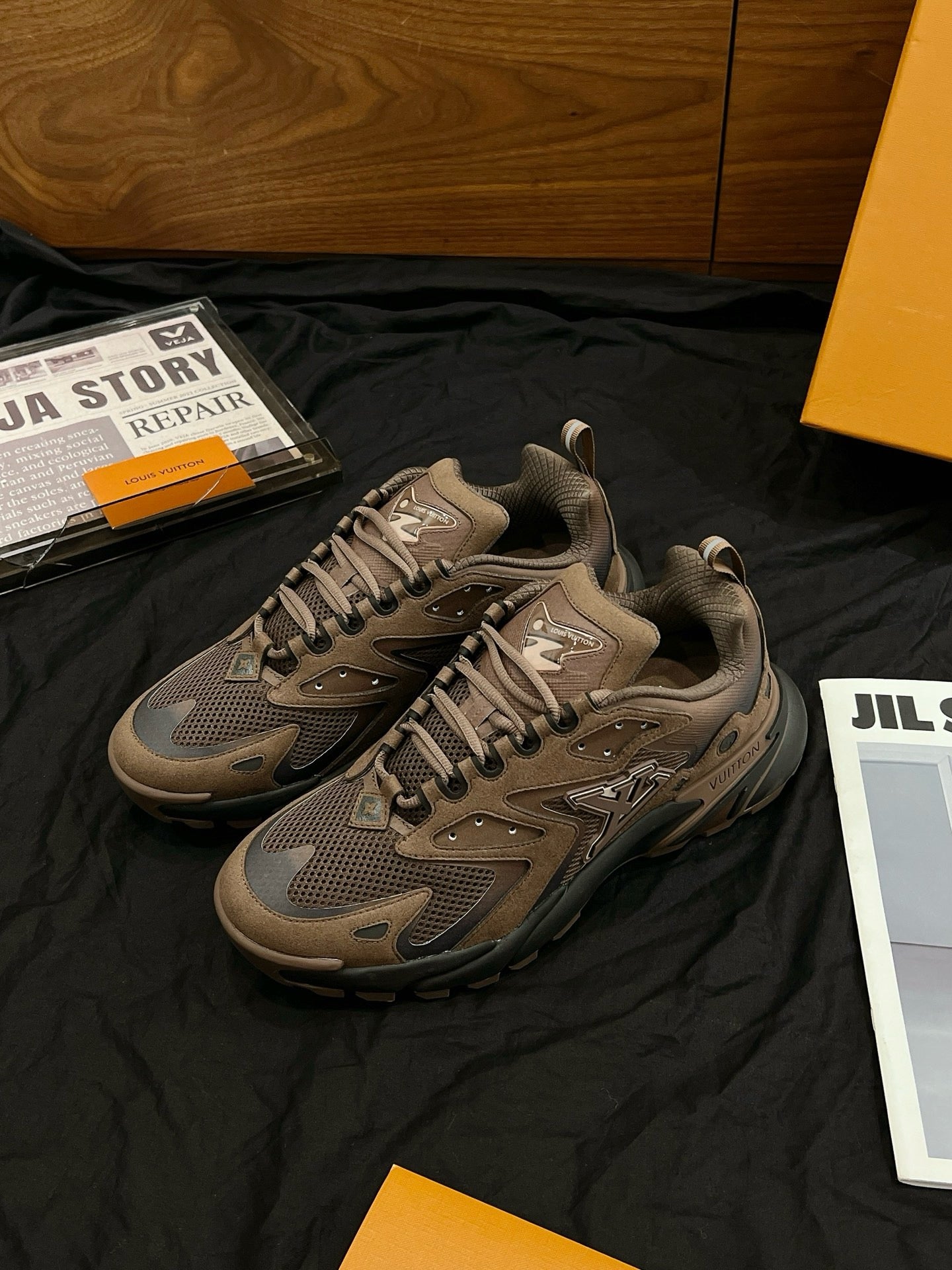 Louis Vuitton Tactic Runner "Brown"