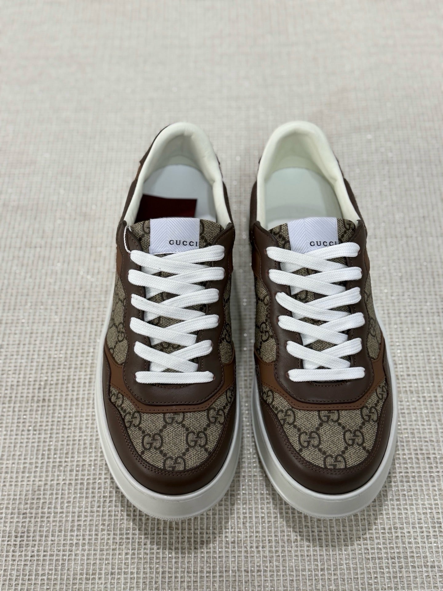 Gucci GG Supreme Sneaker "Beige-Brown"