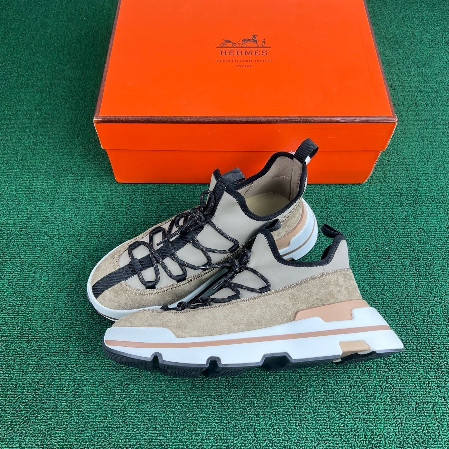 Hermes Moove Sneaker "Beige"