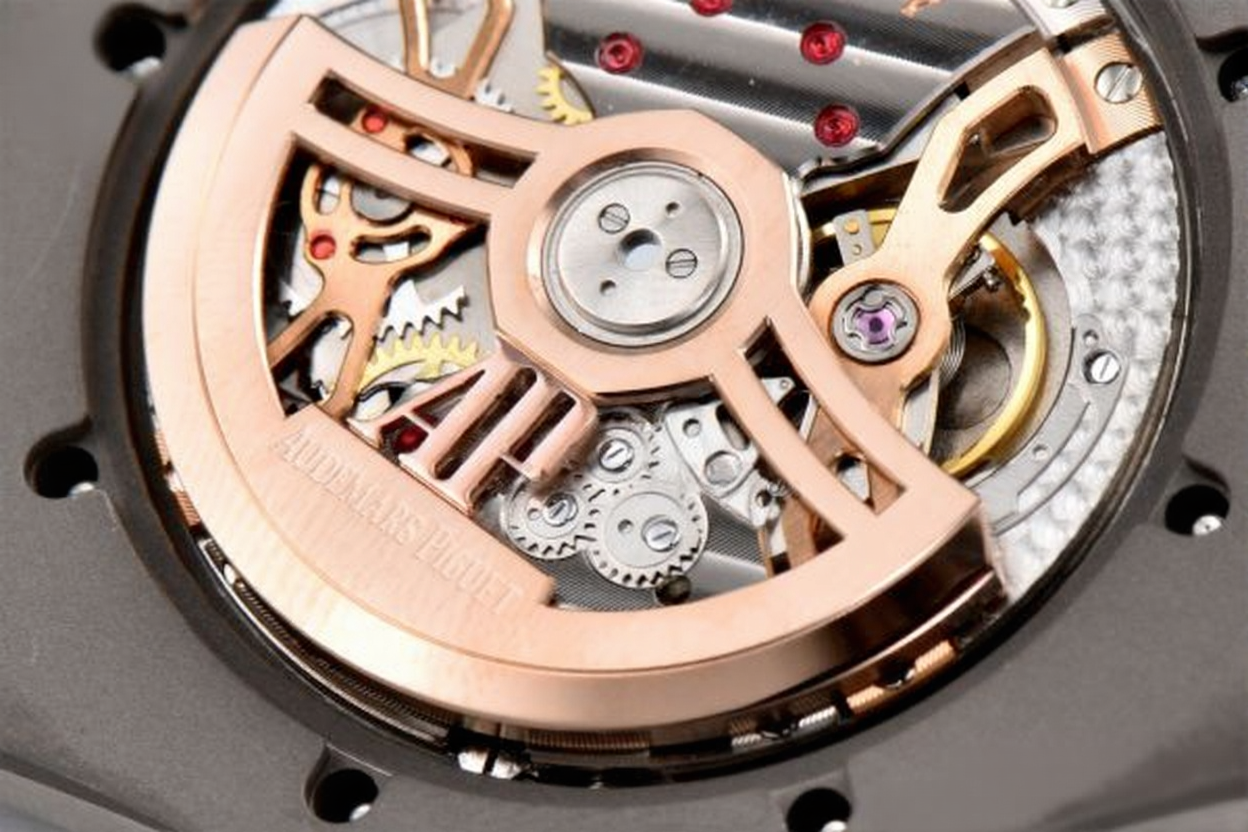 Audemars Piguet Royal Oak Titanium 39mm Red Dial