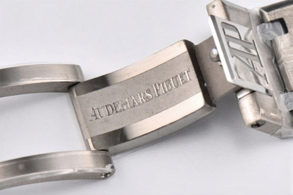 Audemars Piguet Royal Oak Titanium 39mm Red Dial