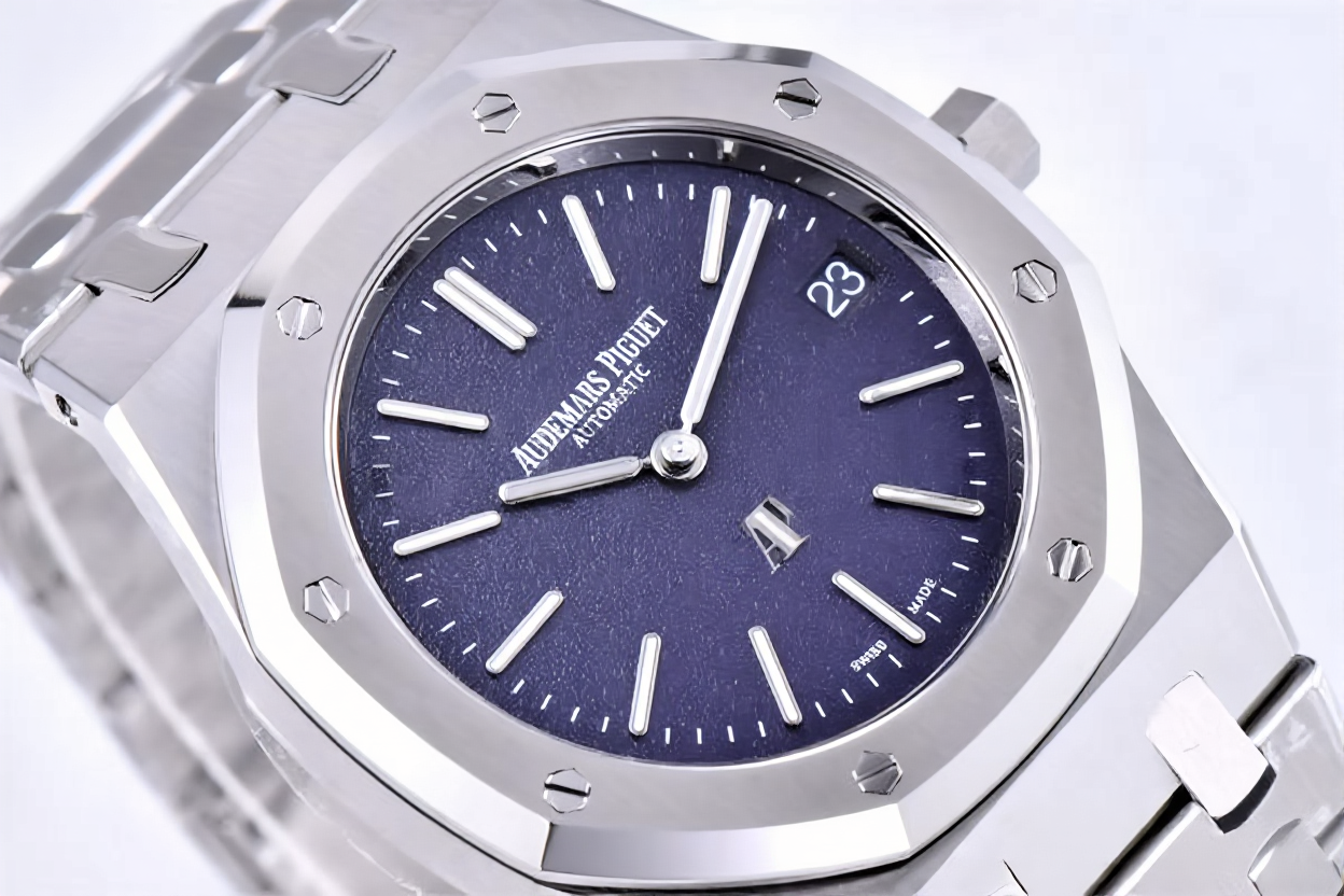 Audemars Piguet Royal Oak 39mm Tuscan Dial