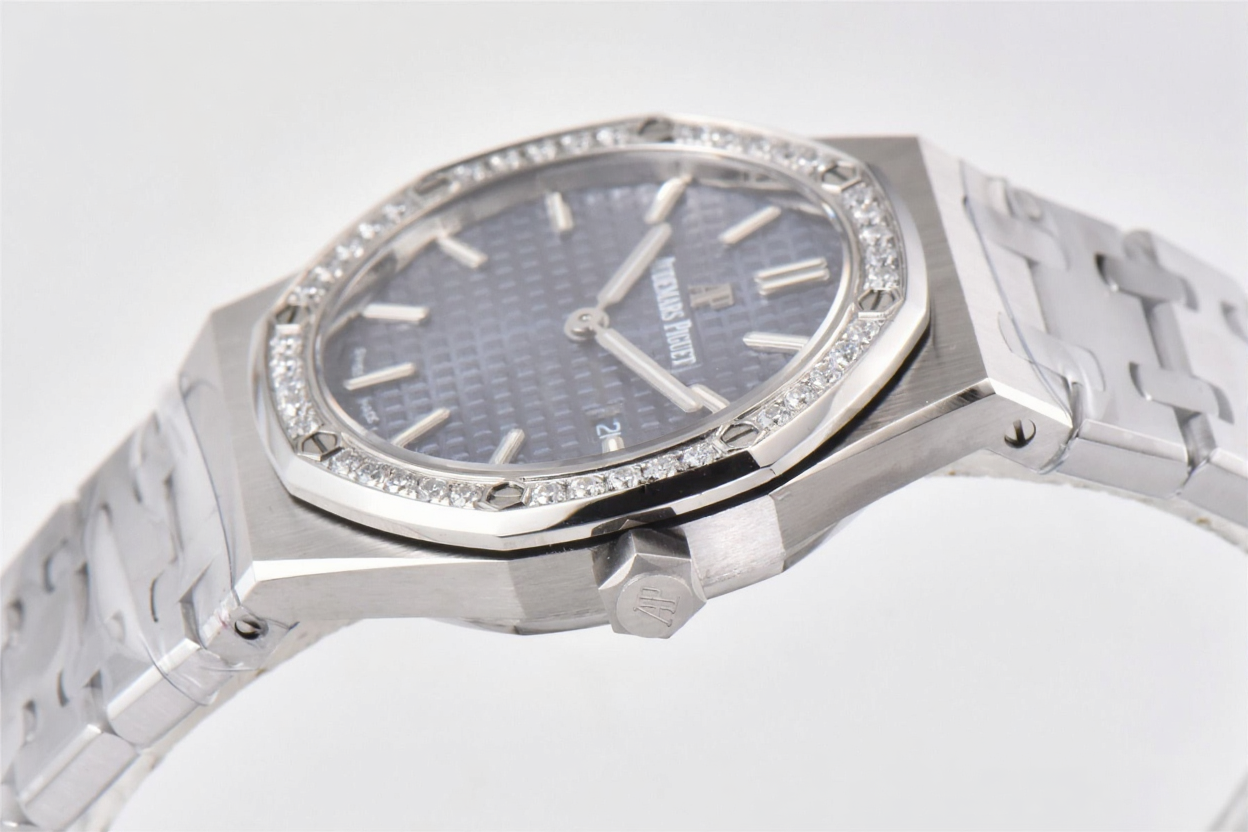 Audemars Piguet Royal Oak 33mm Blue Dial