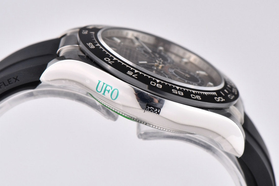 Rolex Daytona 40mm Grey Dial Oysterflex Strap