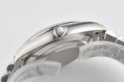 Rolex Day Date 40mm President Bracelet on White Roman Dial