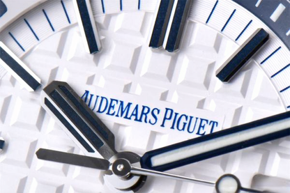 Audemars Piguet Royal Oak Offshore Diver 42mm White Strap White Dial