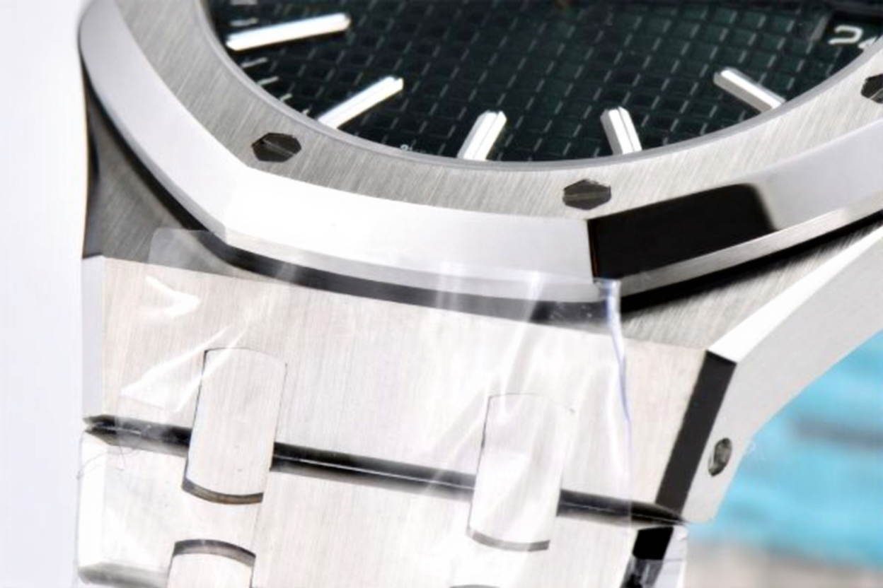 Audemars Piguet Royal Oak 41mm Green Dial