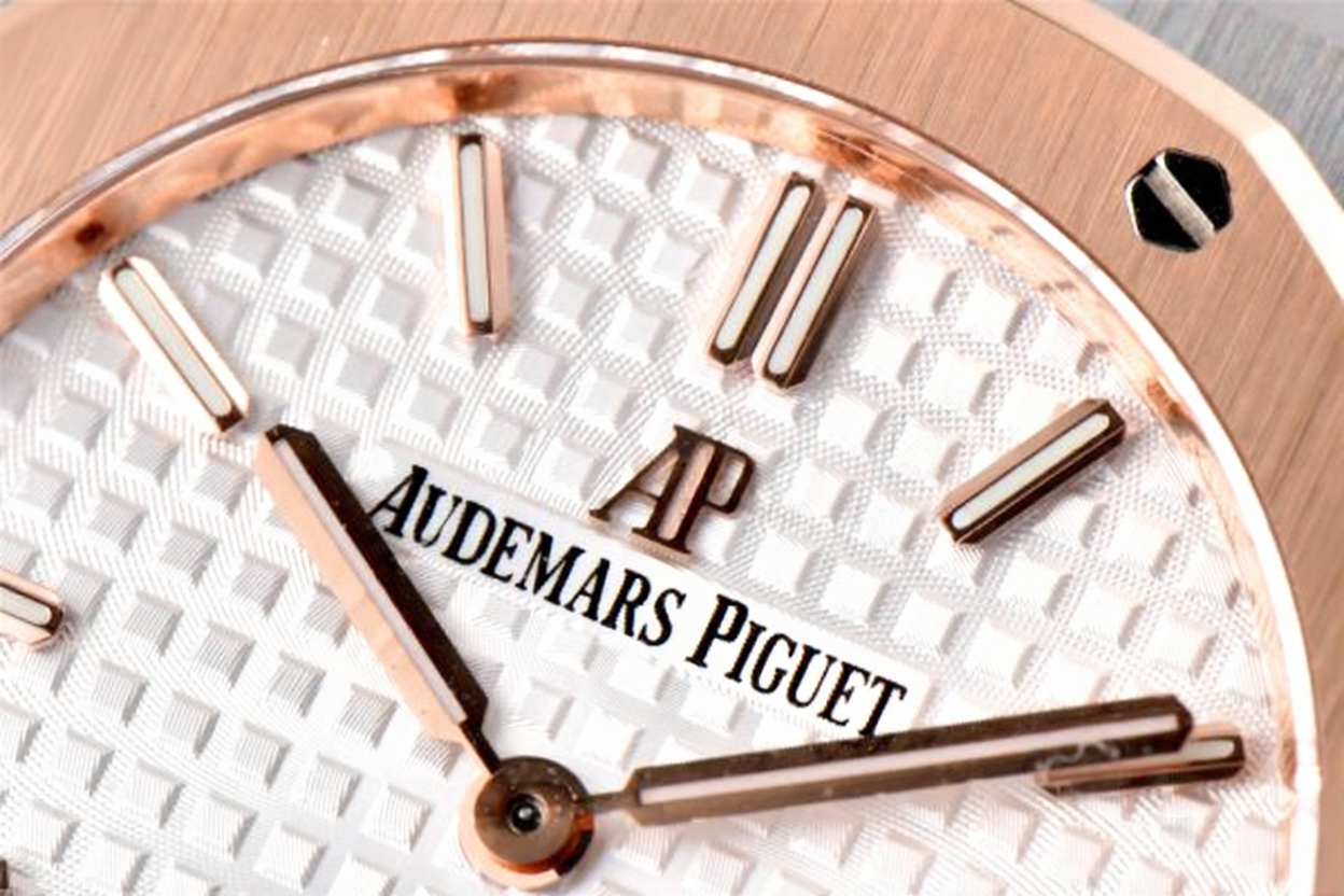 Audemars Piguet Royal Oak 33mm Rose Gold White Dial