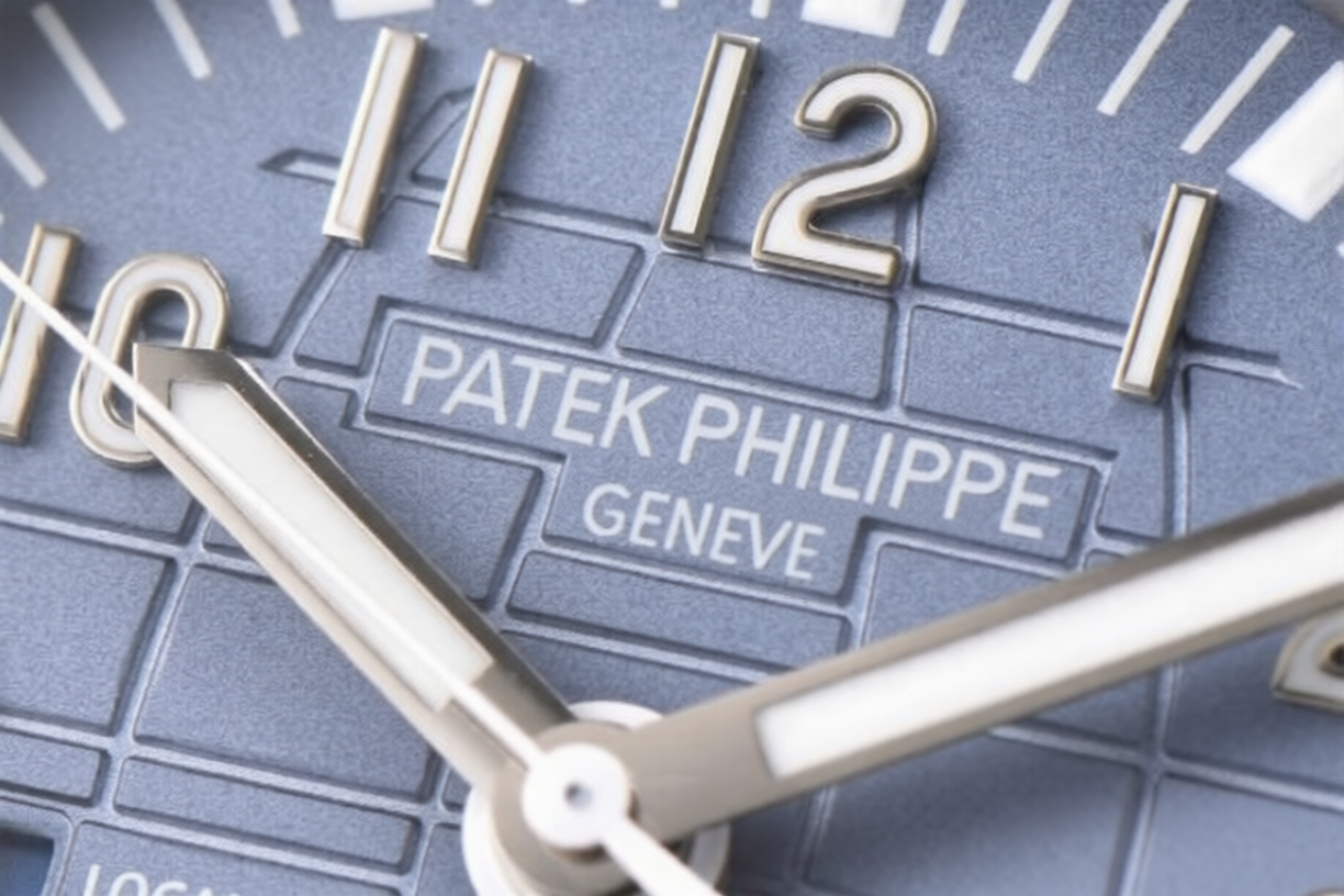 Patek Philippe Aquanaut Blue 40mm Rubber Blue Dial