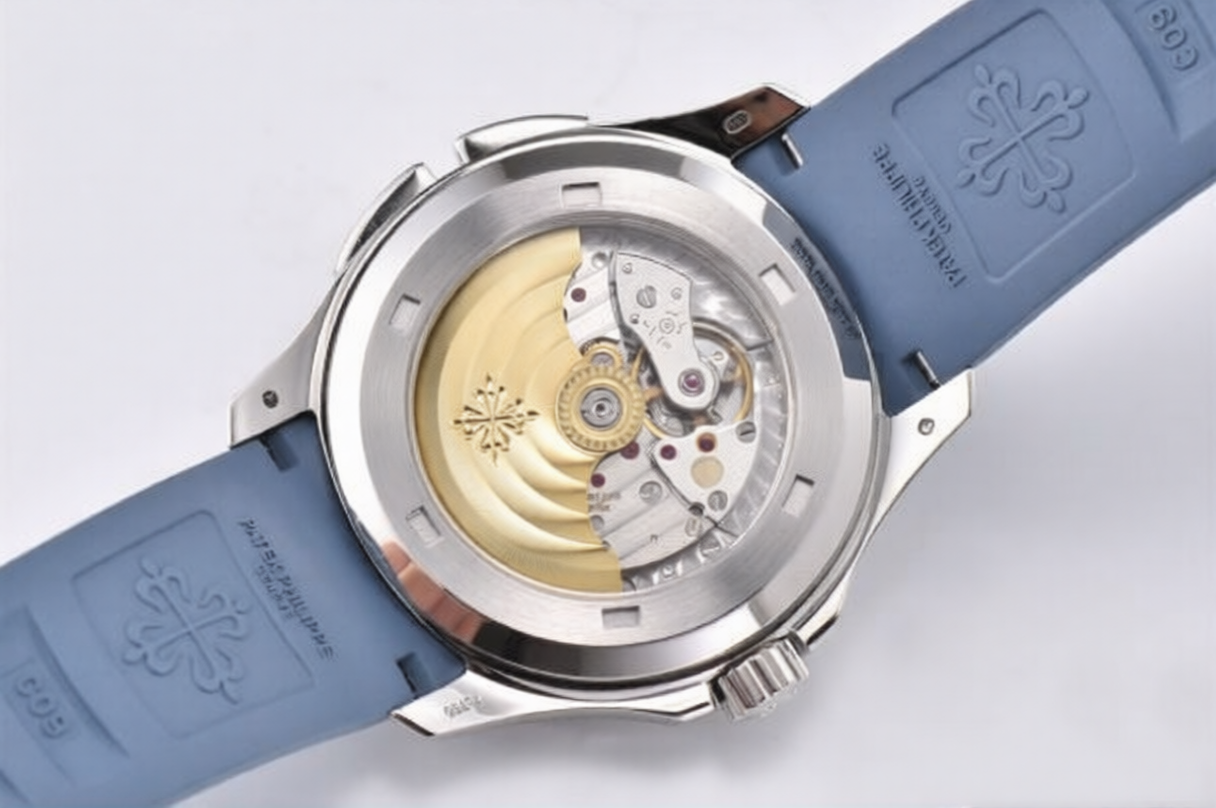 Patek Philippe Aquanaut Blue 40mm Rubber Blue Dial