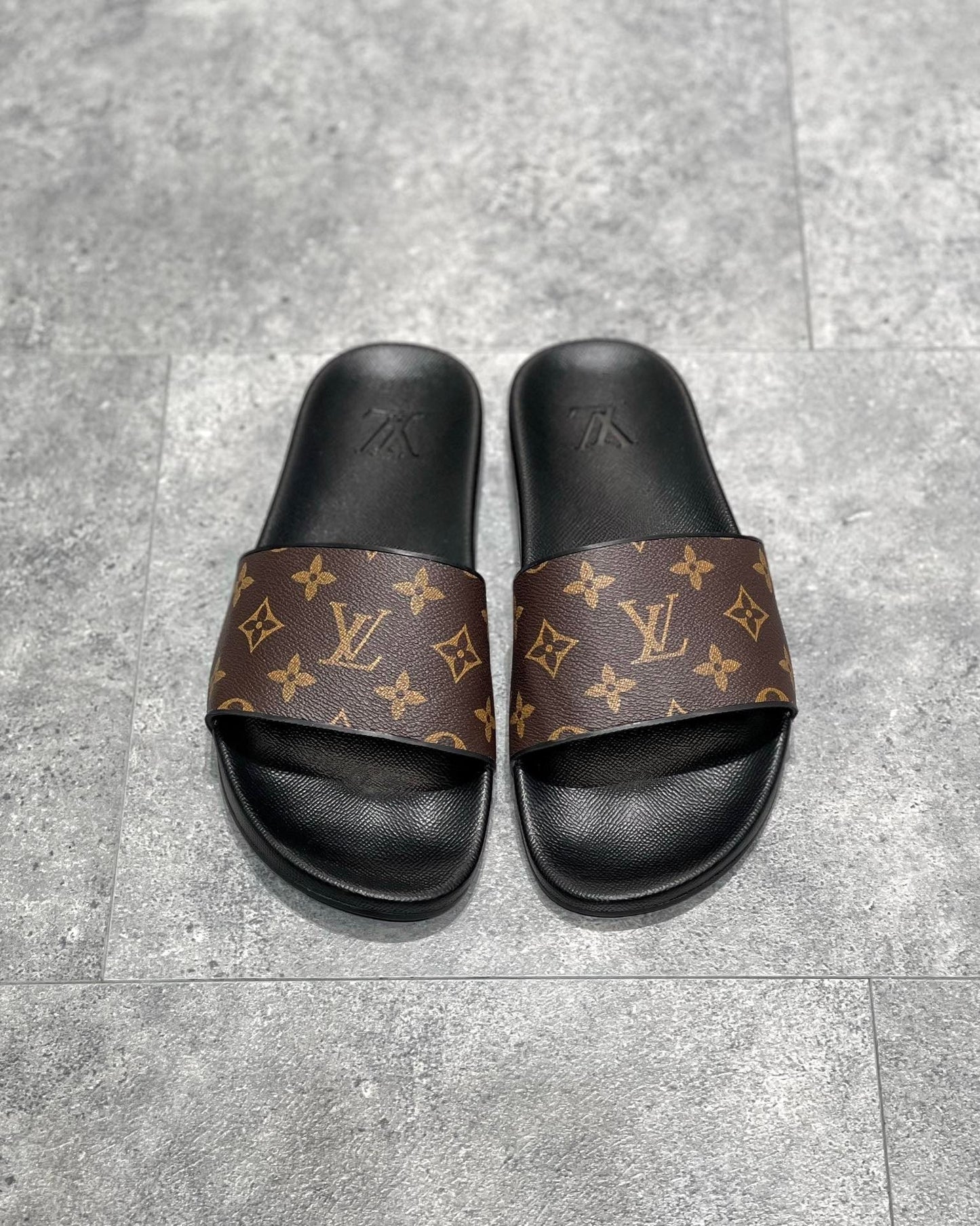 Louis Vuitton Waterfront Slides
