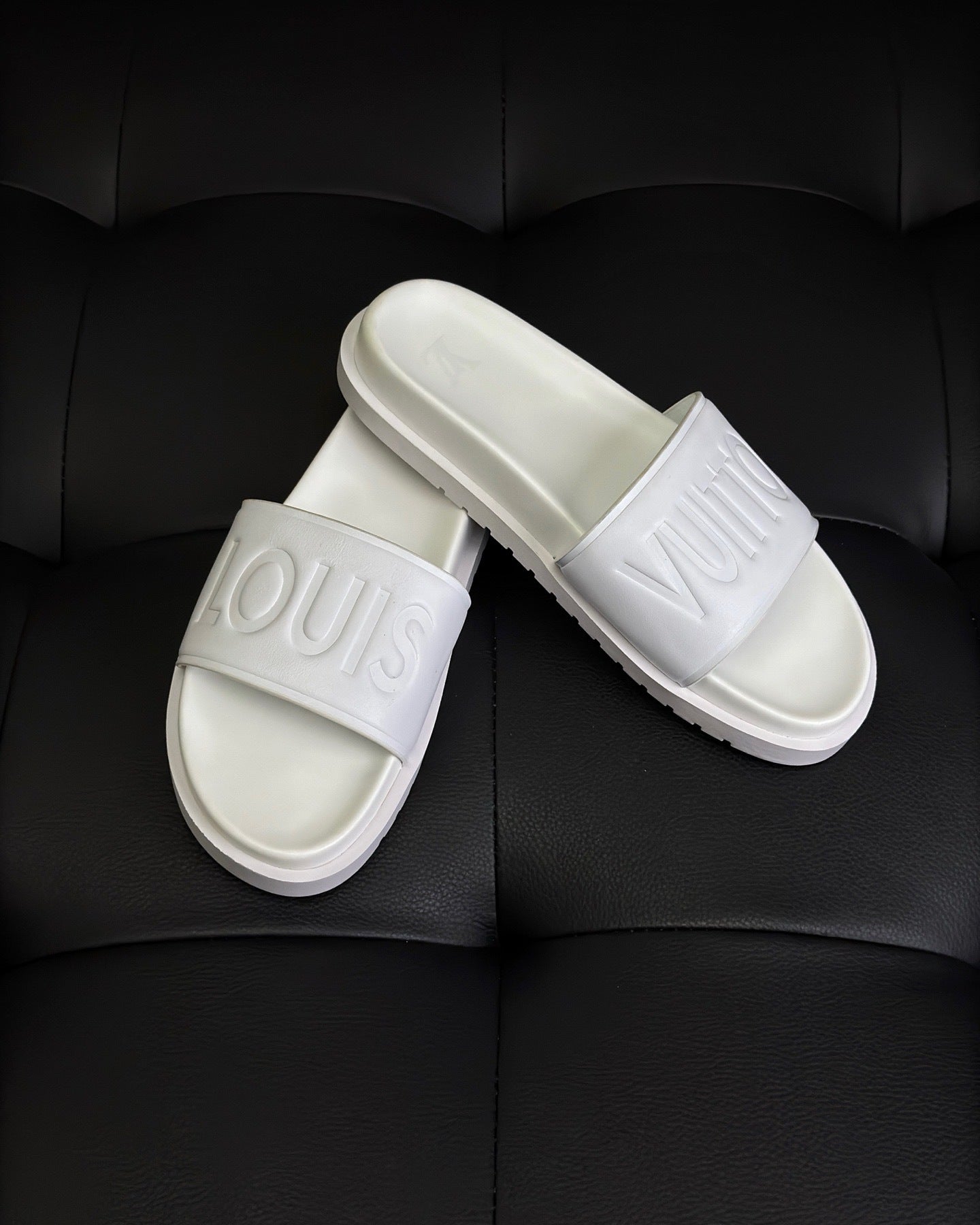 Louis Vuitton Slides "White"