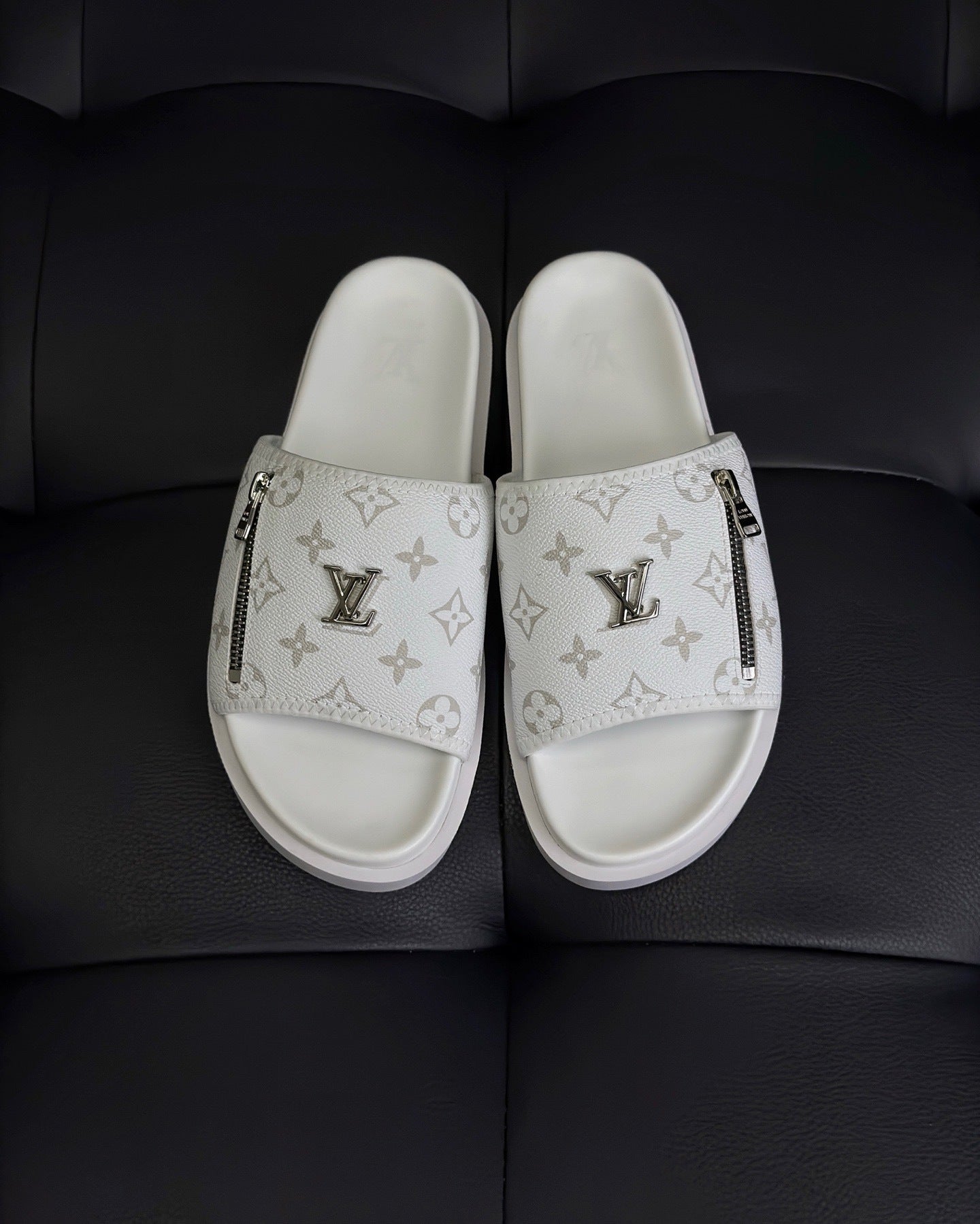 Louis Vuitton Zip Slides "White"