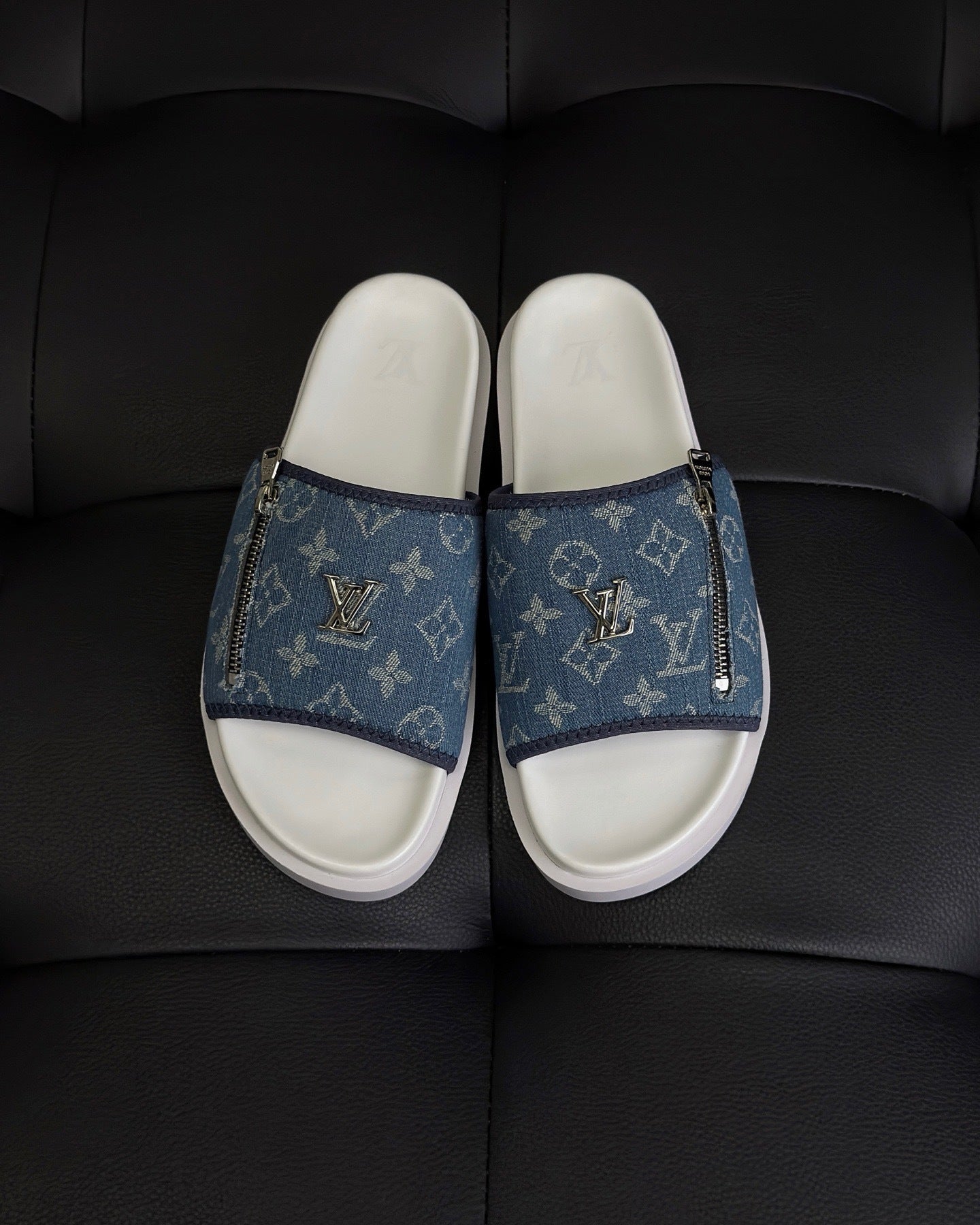 Louis Vuitton Zip Slides "White-Blue"