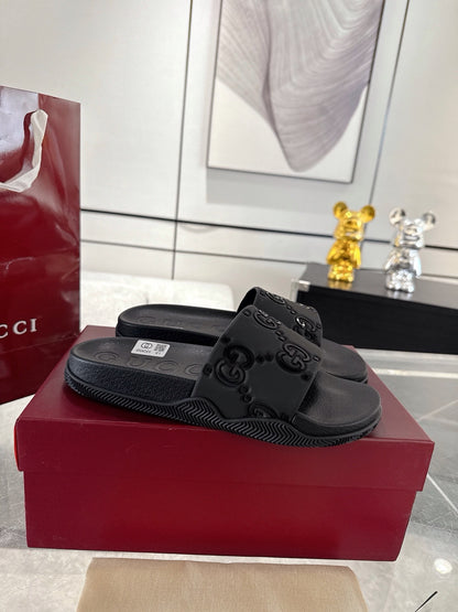 Gucci GG Rubber Slides "Black"