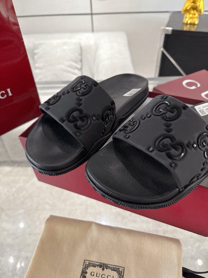 Gucci GG Rubber Slides "Black"