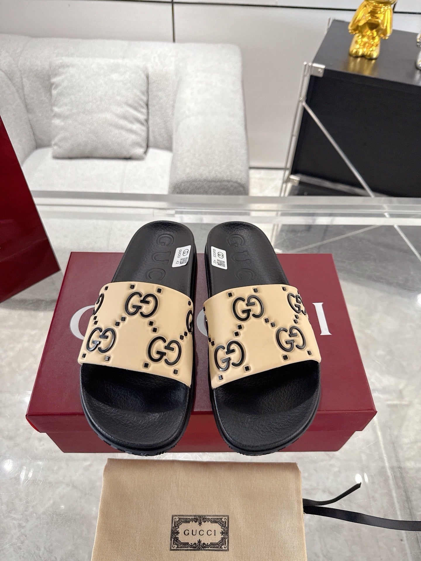 Gucci GG Rubber Slides "Beige-Black"