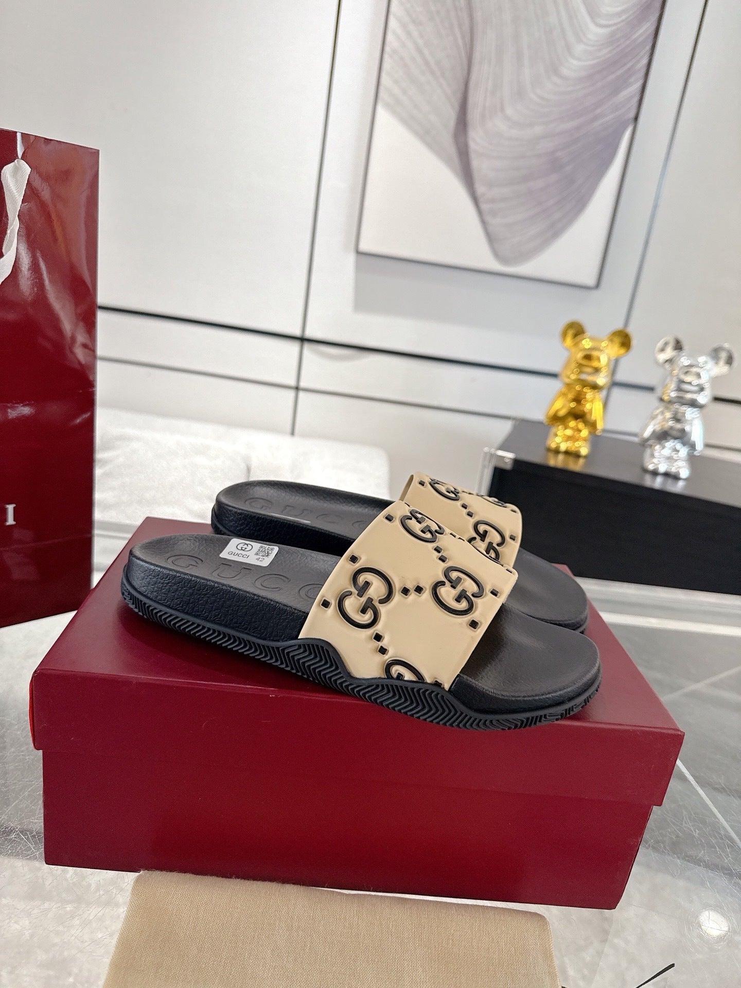 Gucci GG Rubber Slides "Beige-Black"