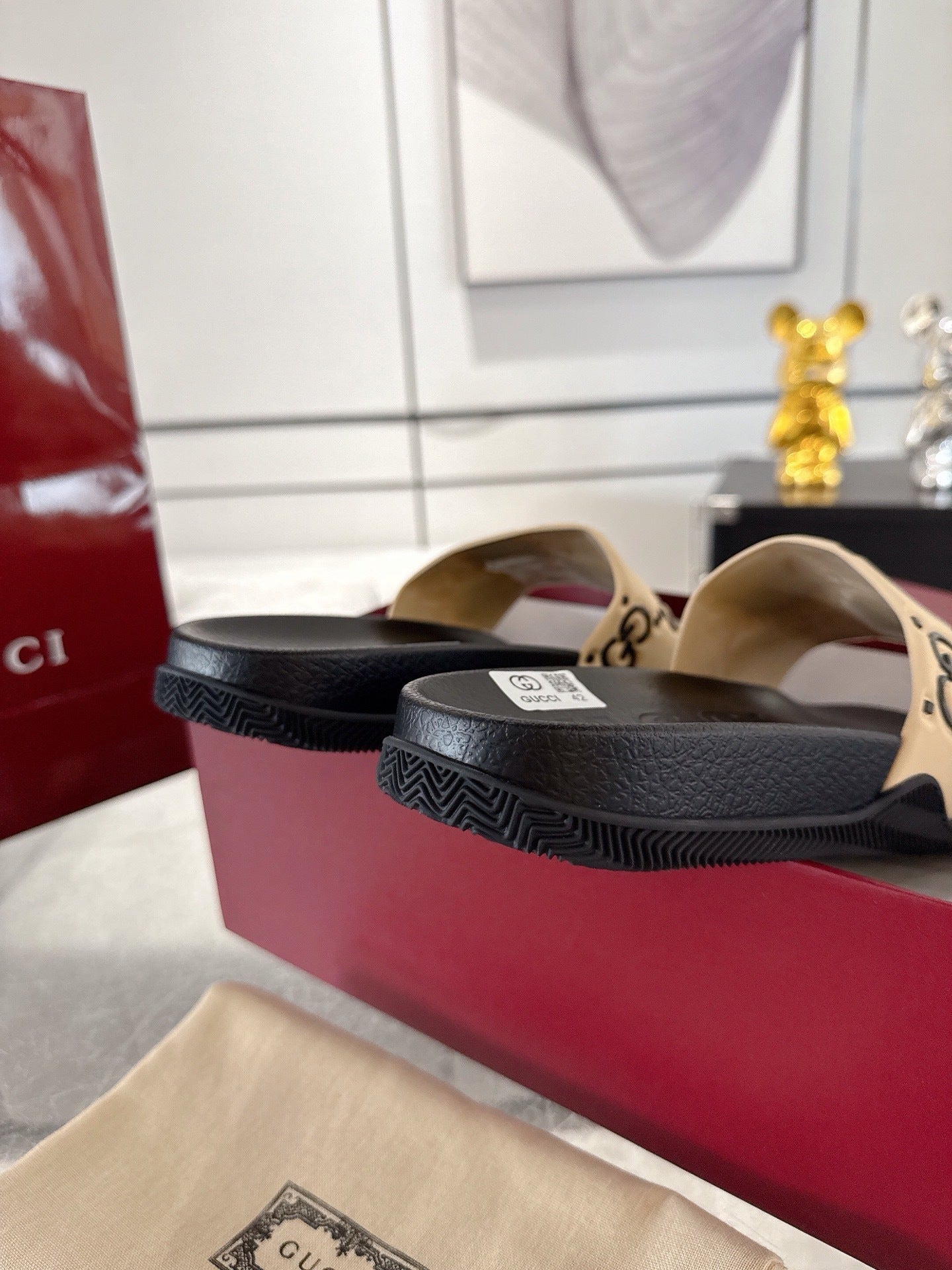 Gucci GG Rubber Slides "Beige-Black"