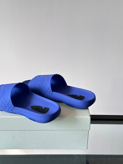 Burberry Dive Slides "Blue"