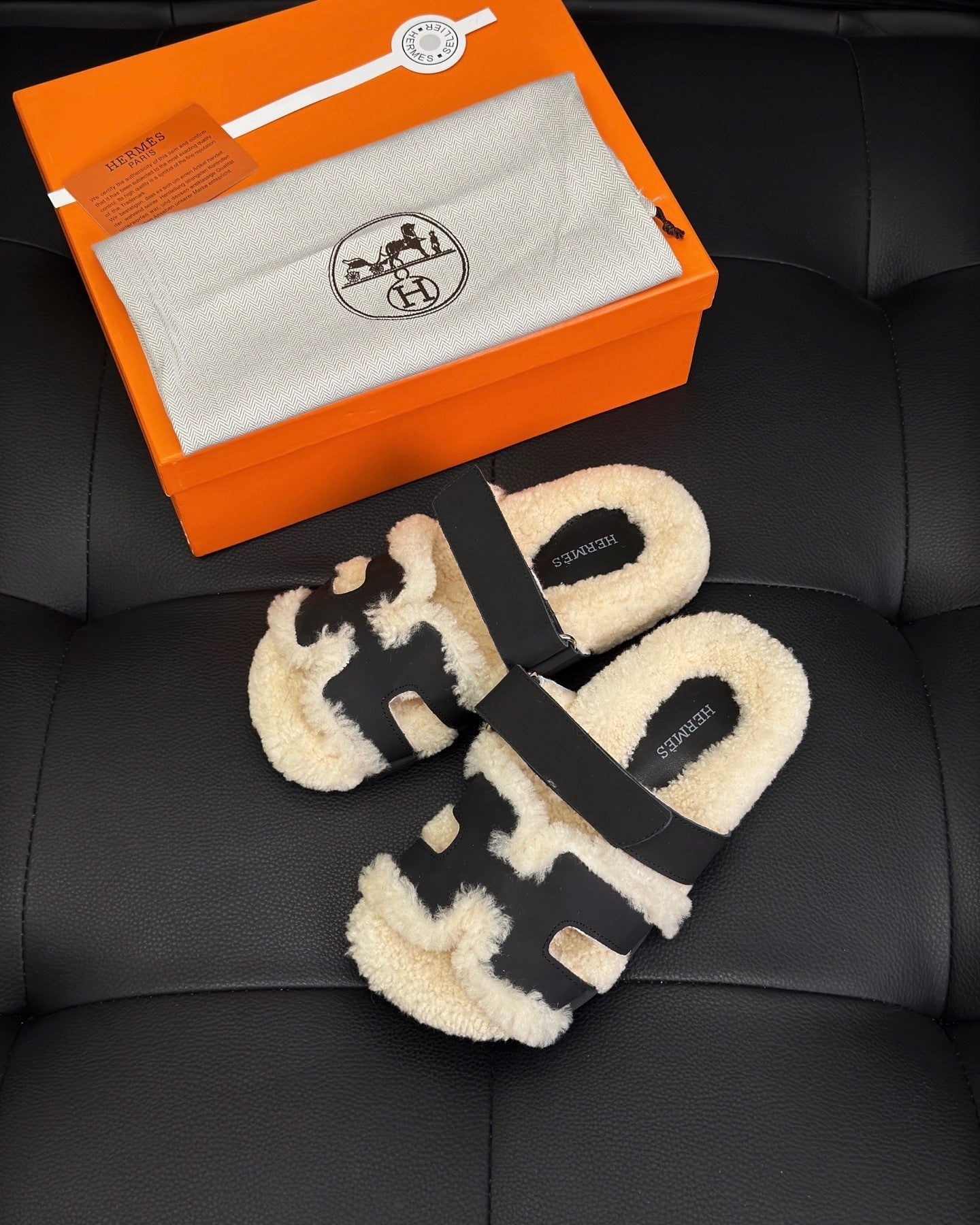 Hermes Chypre Sandals "Noir"