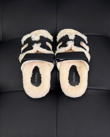 Hermes Chypre Sandals "Noir"