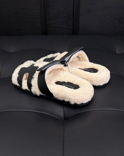 Hermes Chypre Sandals "Noir"
