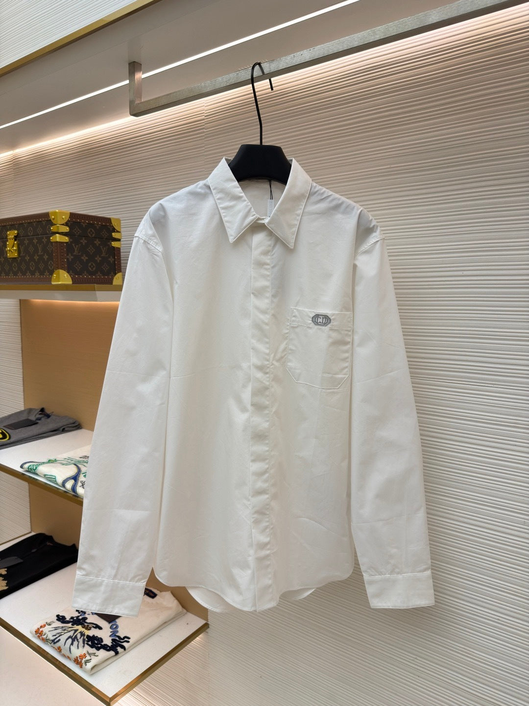 Dior Shirt with CD Box Embroidery
“White Cotton Poplin”