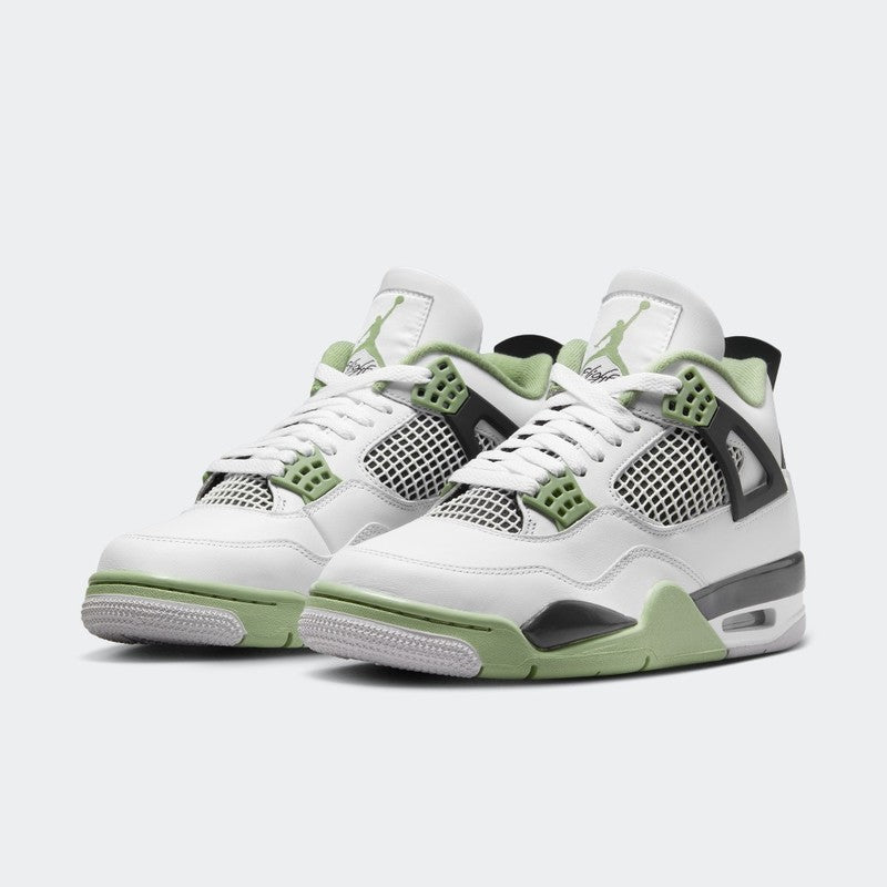 Air Jordan 4 Retro "Seafoam"