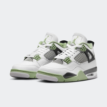 Air Jordan 4 Retro "Seafoam"