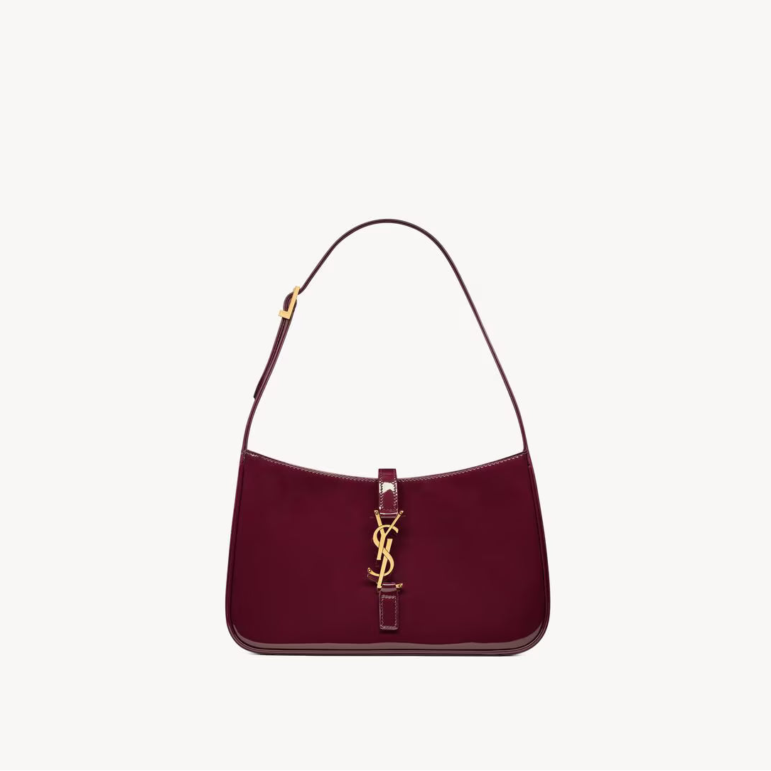 Saint Laurent le 5 à 7 Bag in Patent Leather