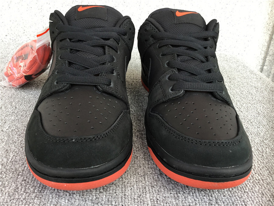 Nike SB Dunk Low TRD QS "Black Pigeon"