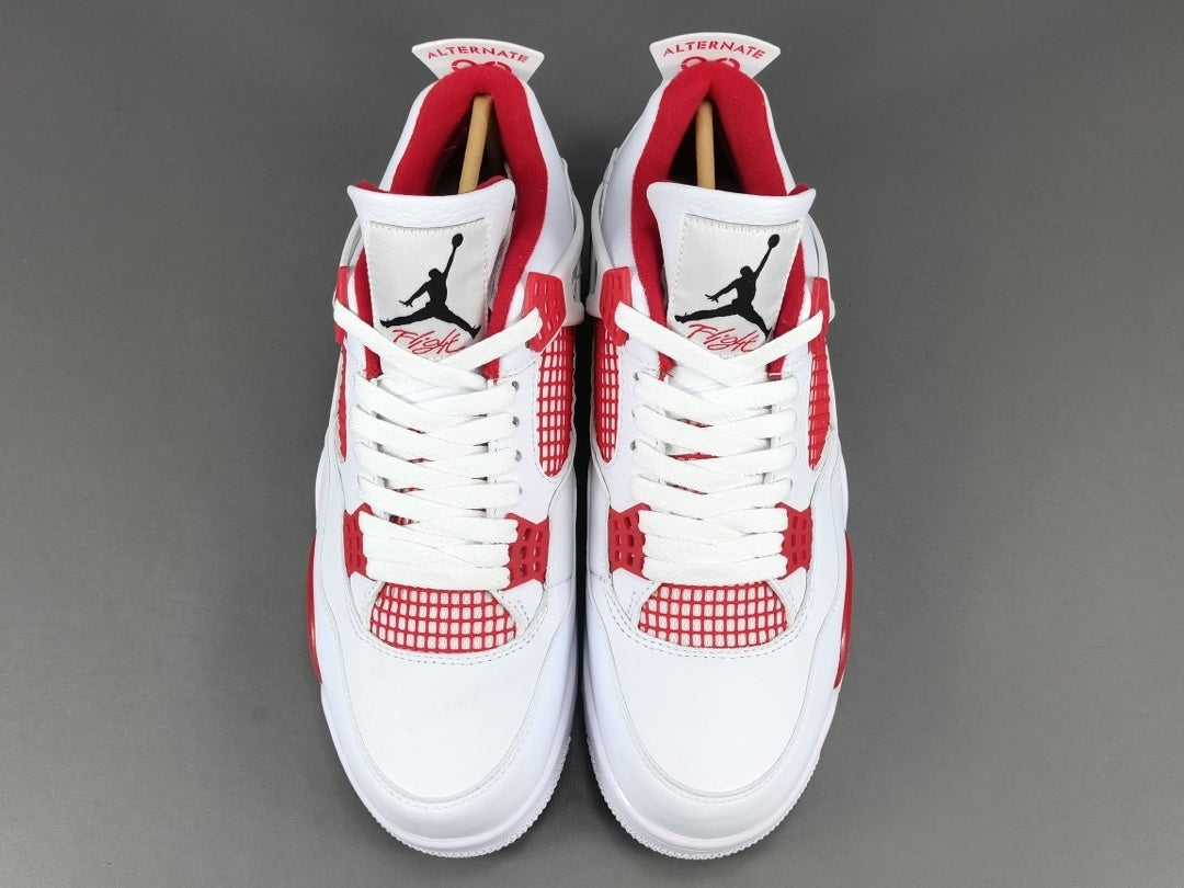 Air Jordan 4 Retro "Alternate"