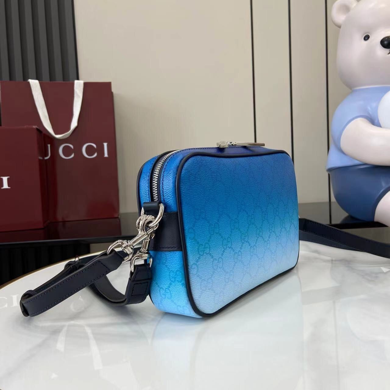 Gucci GG Chroma Small Crossbody Bag