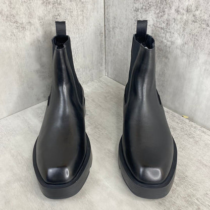 Givenchy Leather Chelsea Boots
