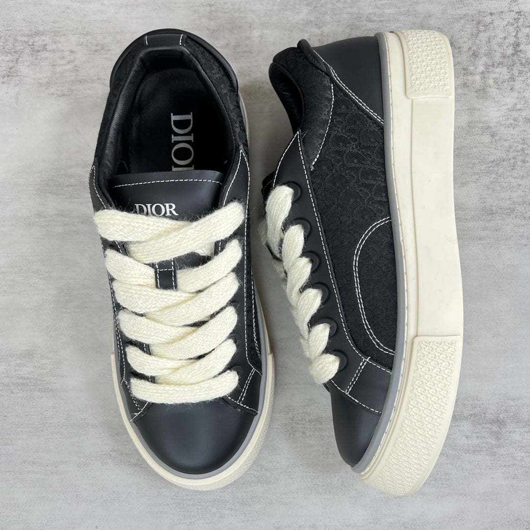Dior B33 "Black"