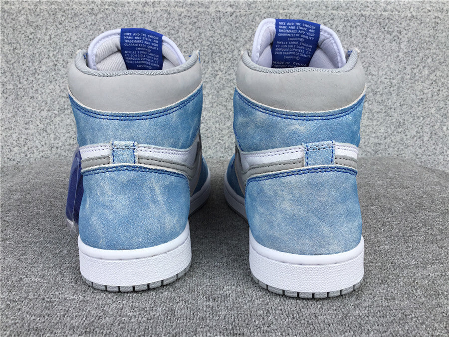 Jordan 1 Retro High OG "Hyper Royal"